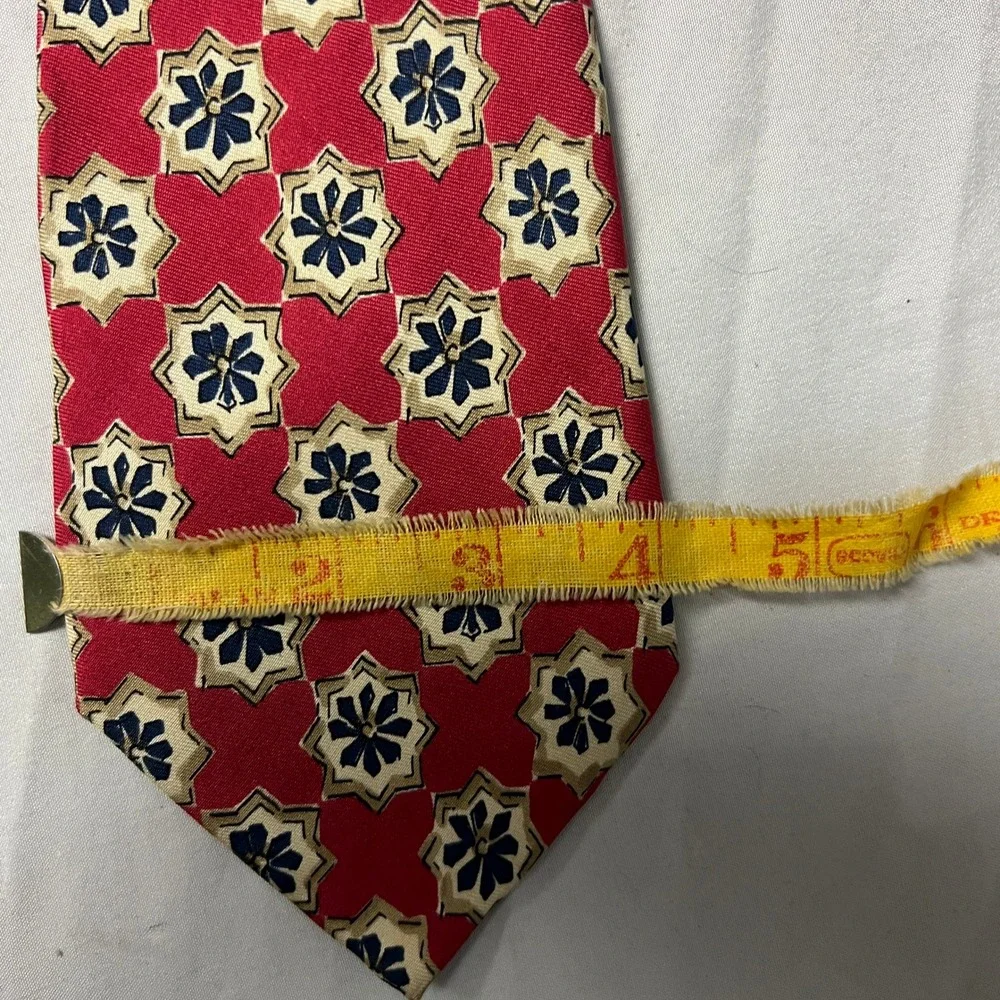 Robert Talbott for Andy Thornal Silk Tie Geometric Pattern Red Navy Mens Necktie